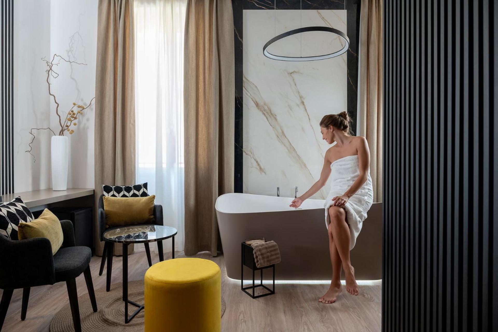Hotel Helvetia Thermal Spa 포레타테르메 외부 사진